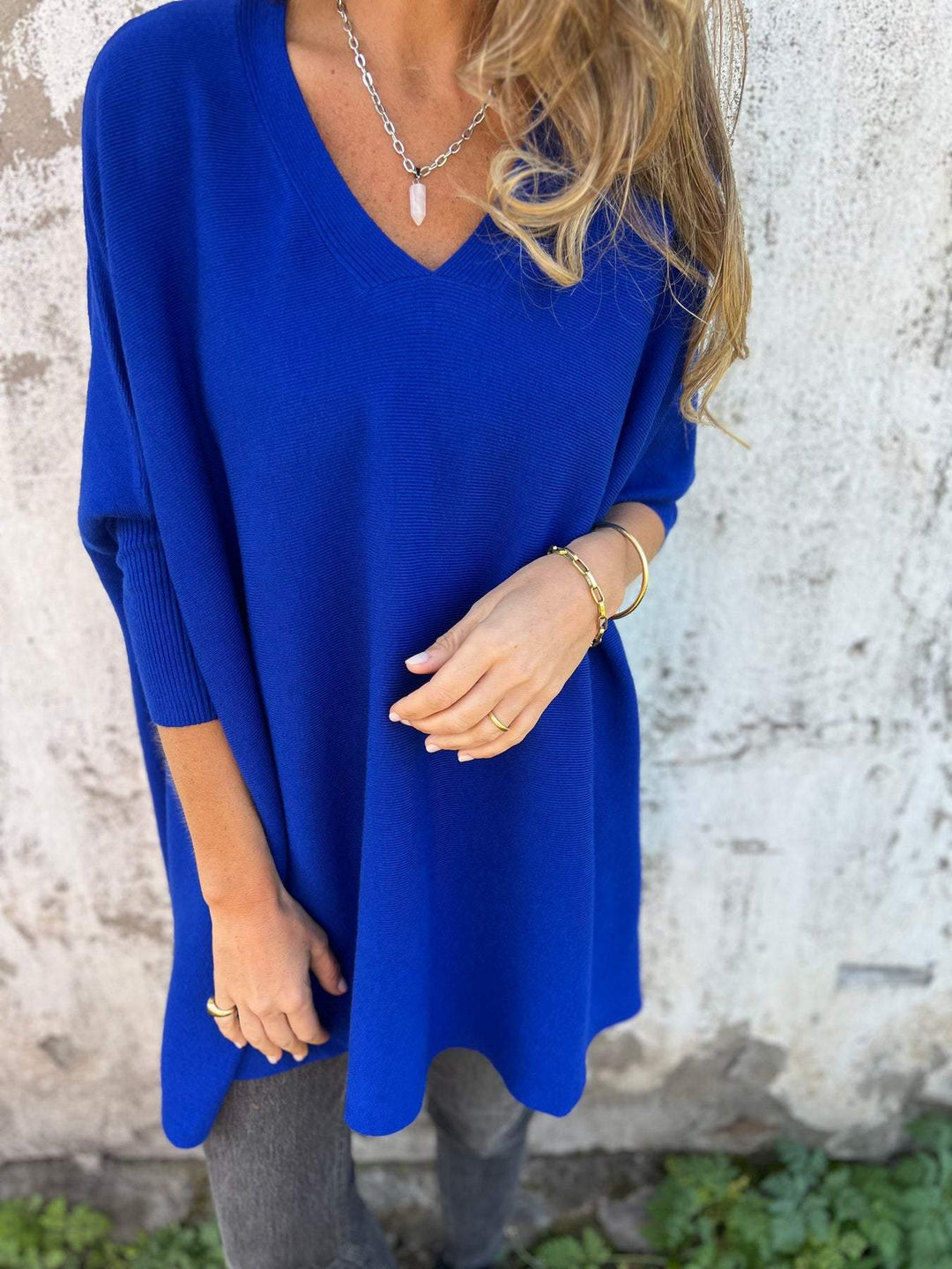 VERA | COMFORTABLE V-NECK LONG-SLEEVE JUMPER