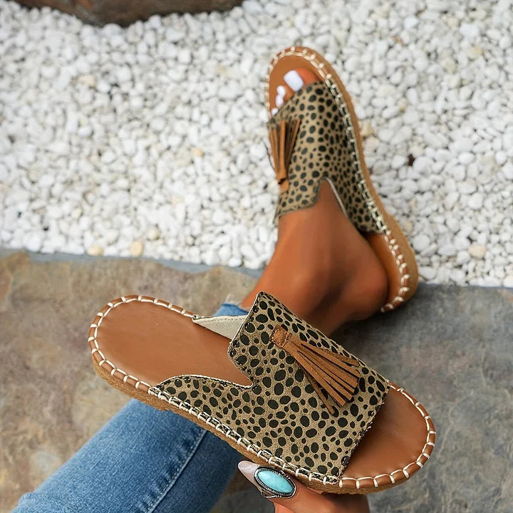 JOAN | COMFORTABLE FLAT SANDALS