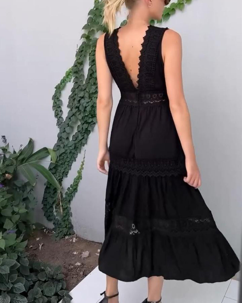 AUDREY | ELEGANT V-NECK DRESS